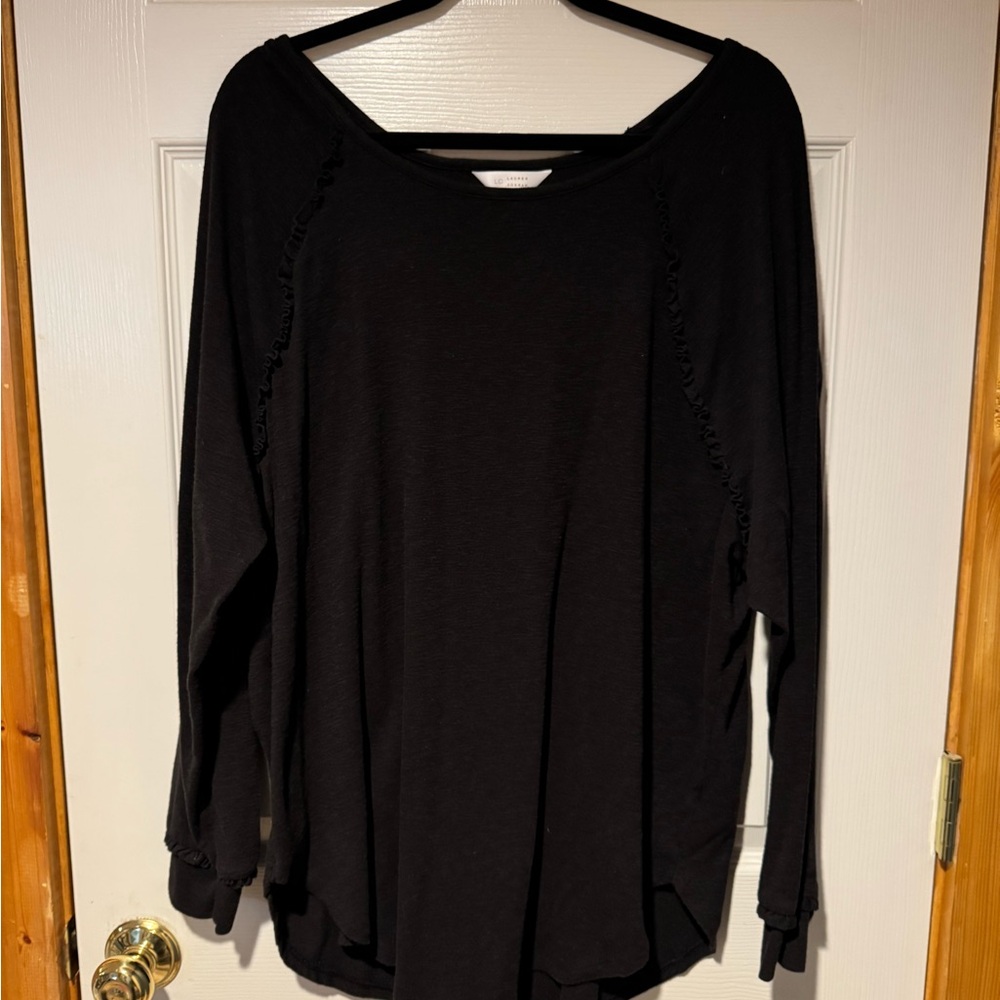 LC Lauren Conrad Black Tunic Top